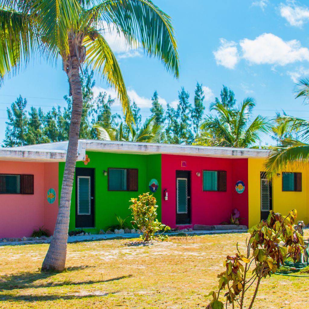 Maisons colorées aux Bahamas